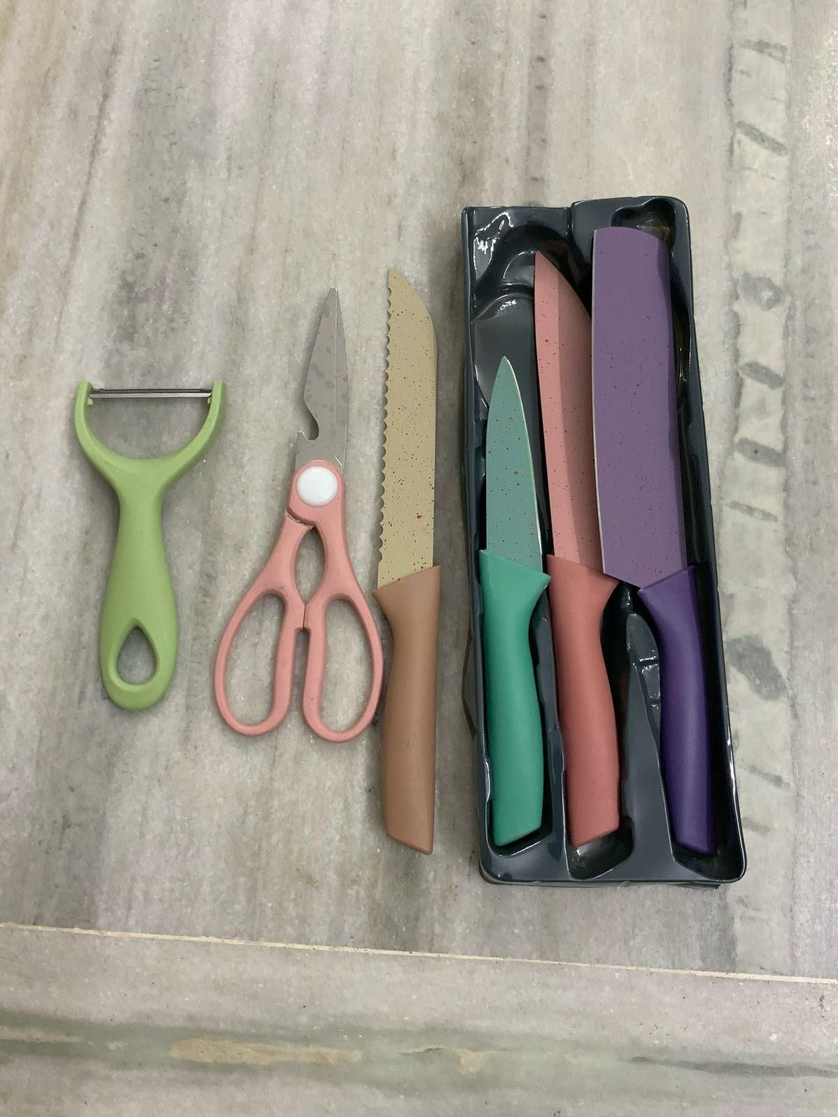 Colorful Kitchen Knife Set – All-in-One Cooking Essential